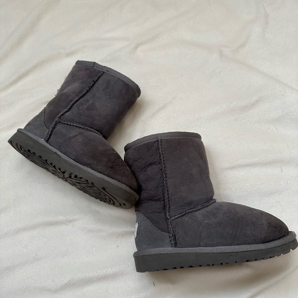 UGG Classic Gray Boots - Picture 2 of 6